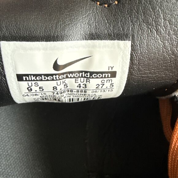 Nike Men’s Soccer Cleats Hypervenom Phelon II Firm Ground Bronze 9.5, Guards - Picture 2 of 9